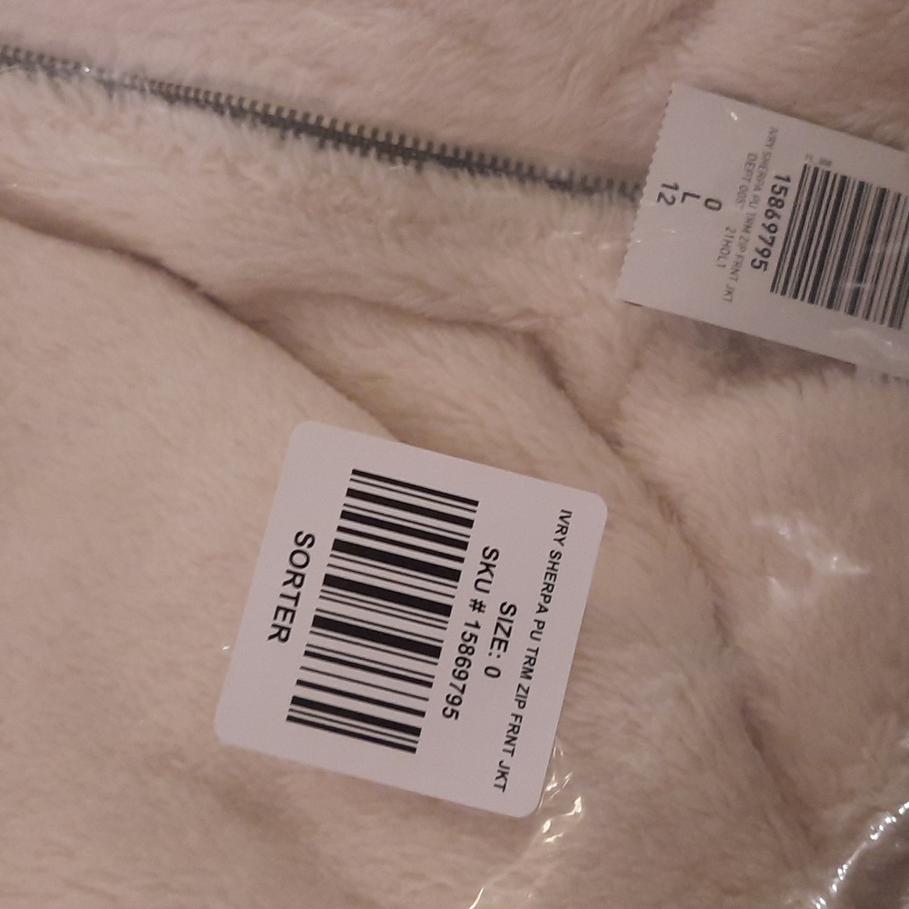 Torrid Faux Shearling Zip Front Trim Contrast Jacket - Picture 8 of 9